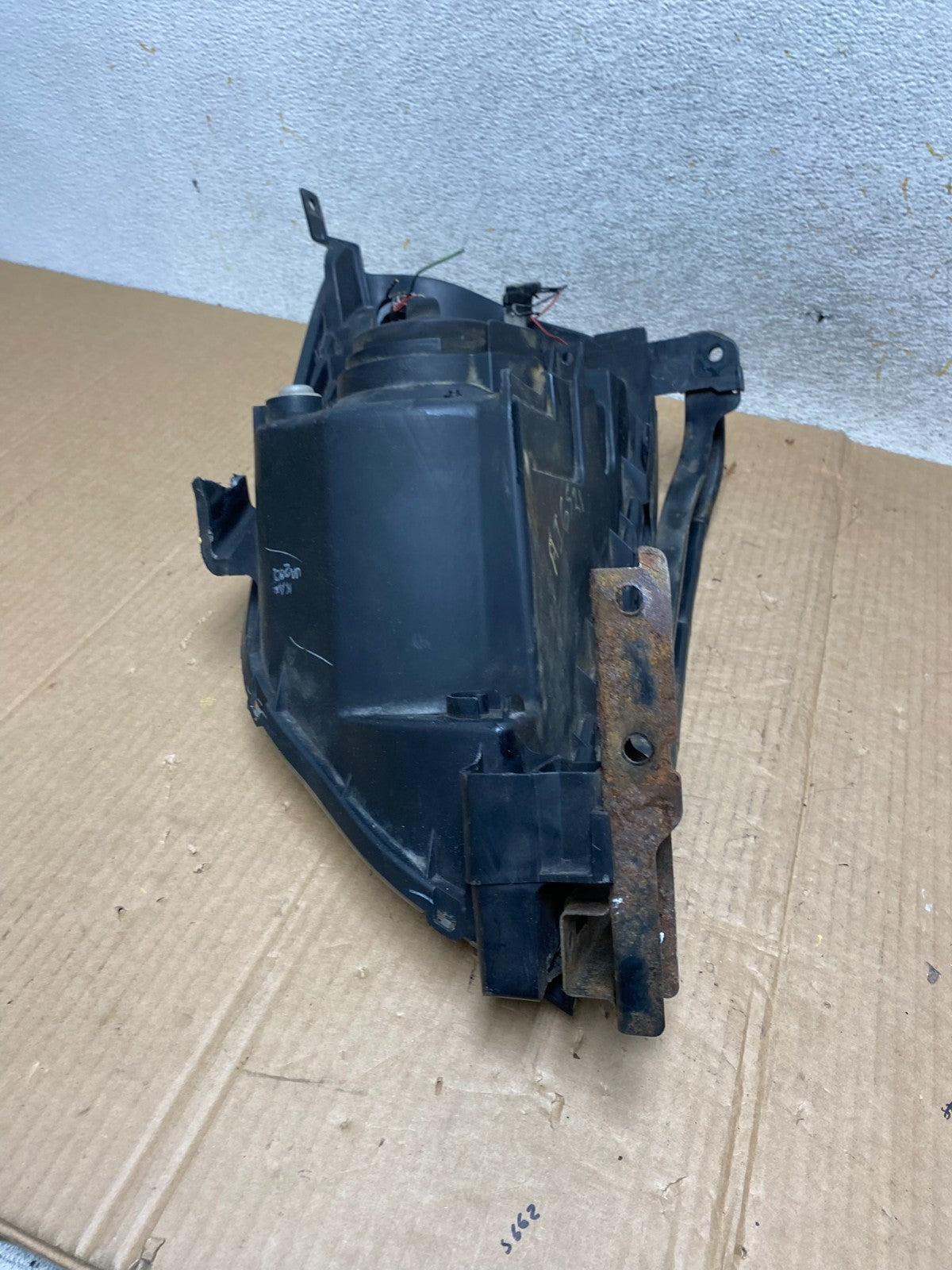2003 2004 2005 Honda Pilot Right Passenger RH Side Halogen Headlight AI6521 DW8