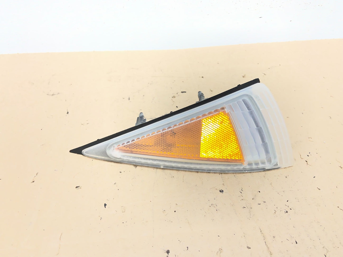 1995 - 1999 Chevrolet Cavalier Right Passenger Turn Signal AE6432 DG0