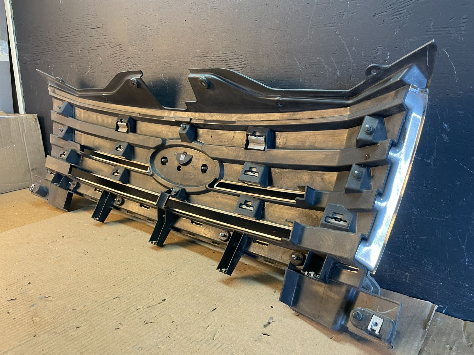2007 2008 2009 2010 Ford Edge Front Upper Chrome Grill Grille Oem ab7885 DG7
