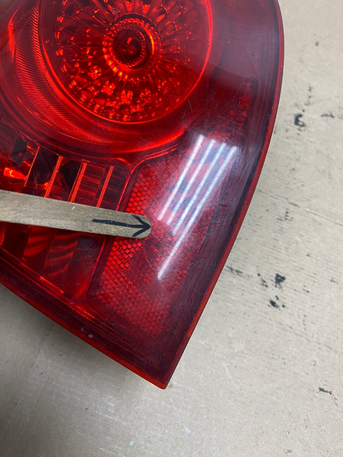 2007 to 2010 Hyundai Elantra Sedan Right Passenger Side Tail Light AF4444 LK4