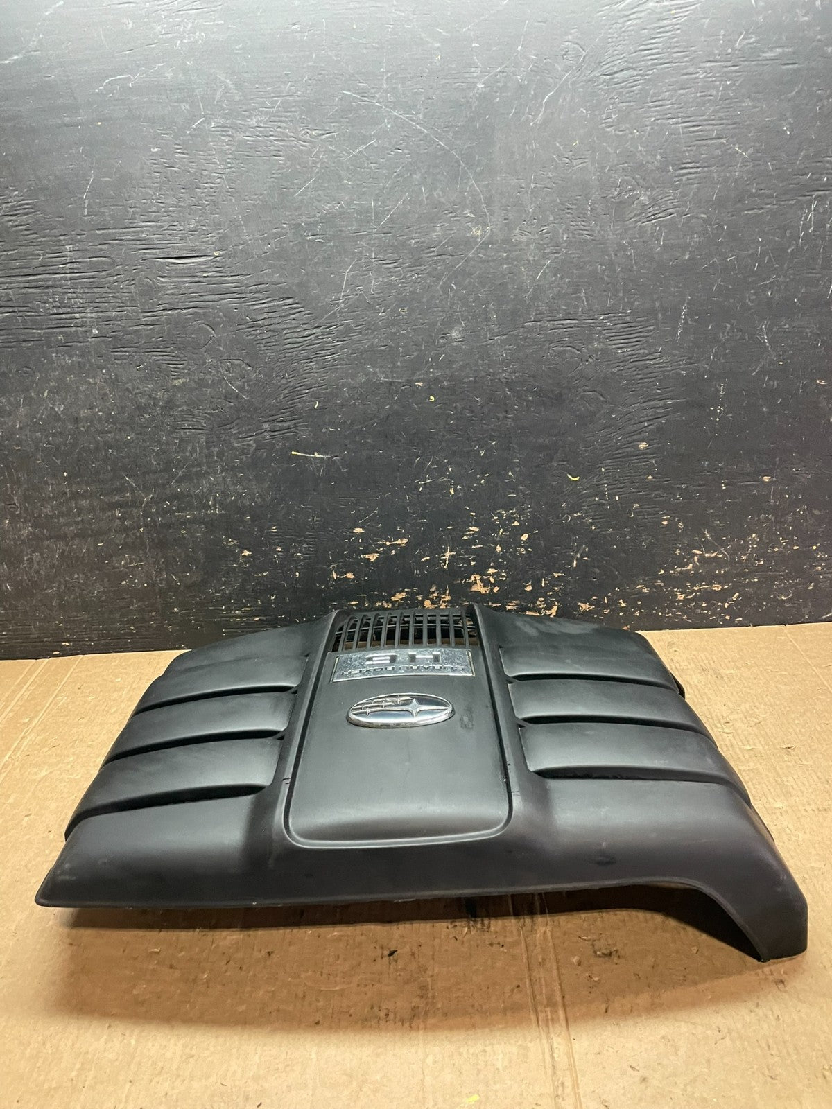 2007 to 2014 Subaru Tribeca 3.0L Factory Engine Cover 14025AA24A z6044 DG4