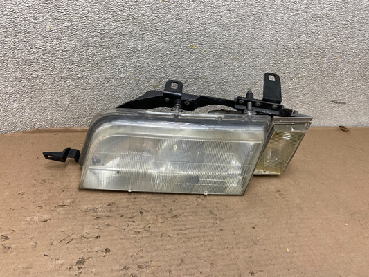1987 to 1988 Sterling 825 Left Driver Side Headlight AB02410