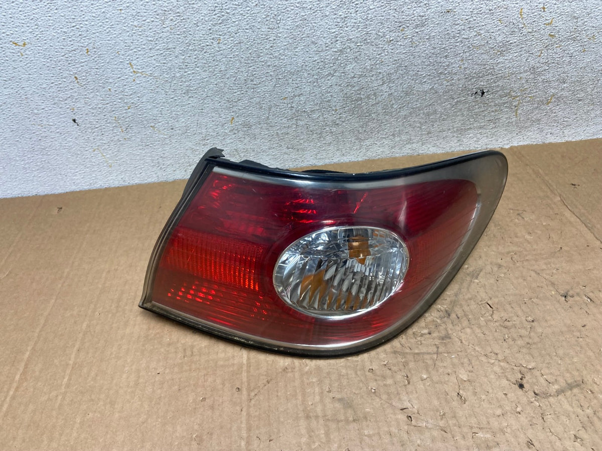 2002 to 2004 Lexus ES300 ES330 Right Passenger Side Tail Light AI5455 LK0