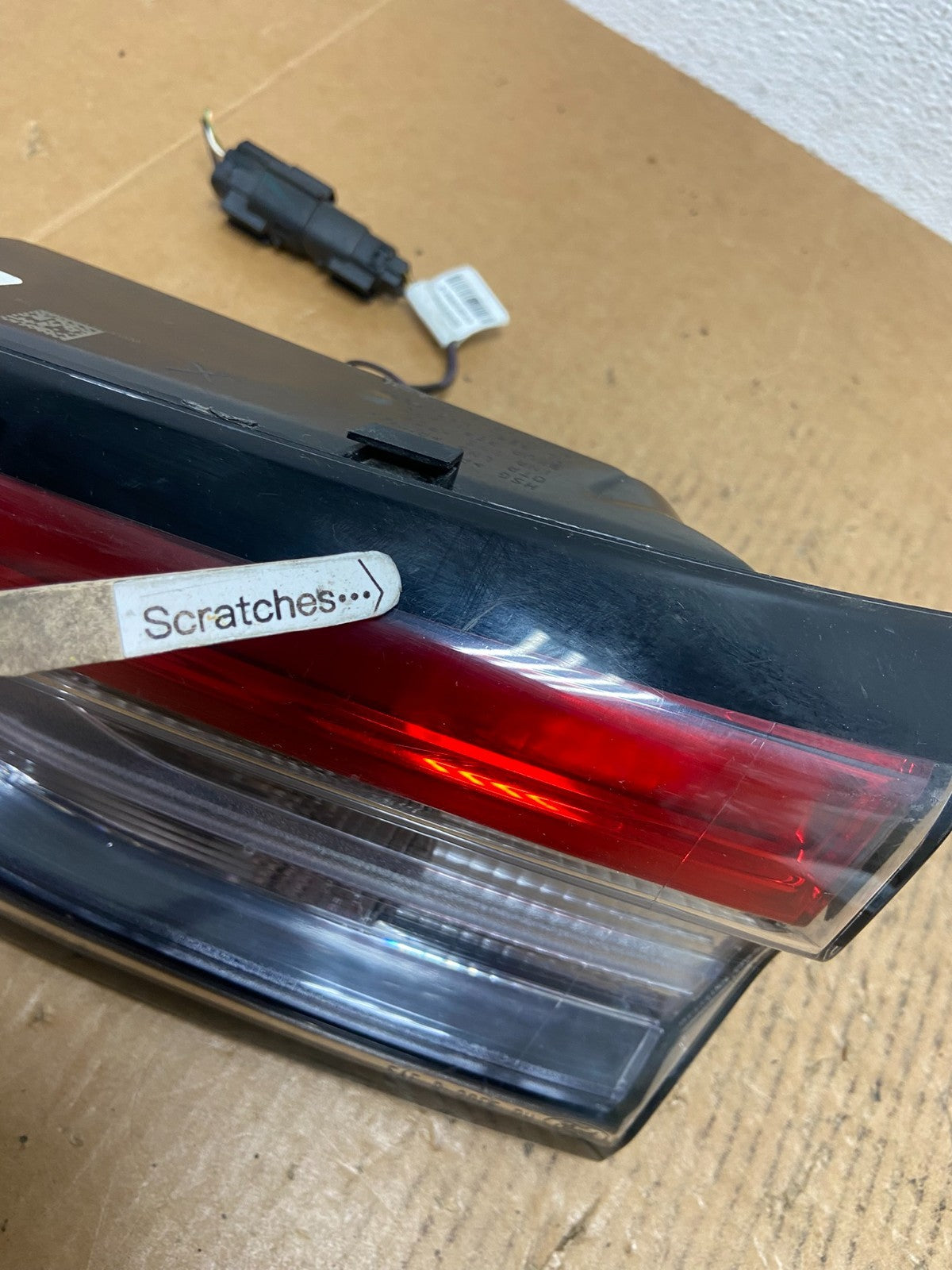 2020 2021 2022 Ford Escape Right Passenger RH Inner Tail Light ae0400 DG3