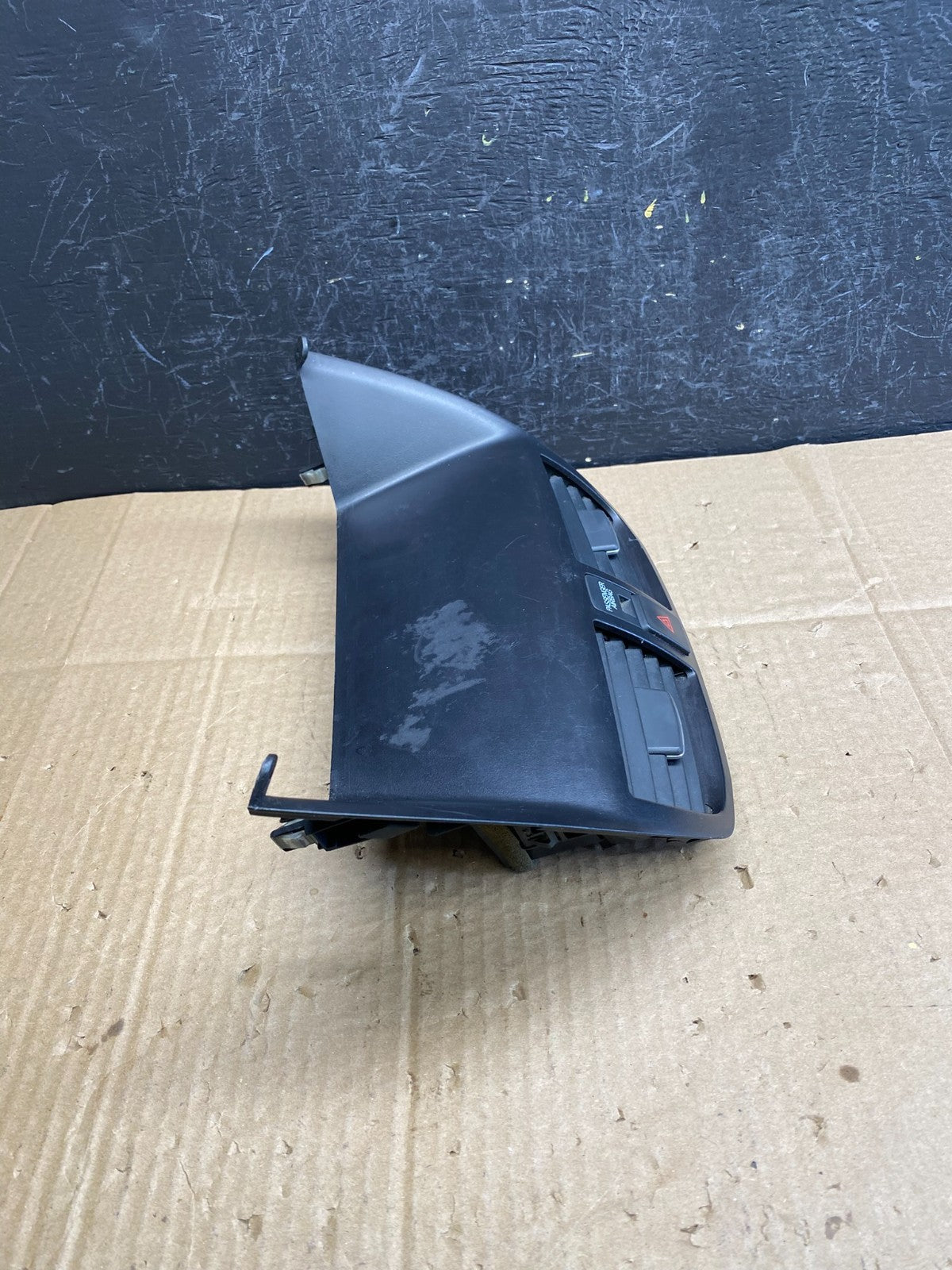 2007 2008 2009 Acura Mdx Center Console Upper Air Vent Hazard Trim AC9479 DG1