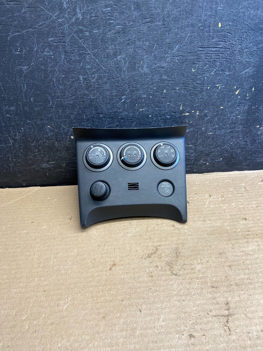 2011 to 2015 Nissan Rogue Heater Temperature AC Climate Control AH3696 DG0