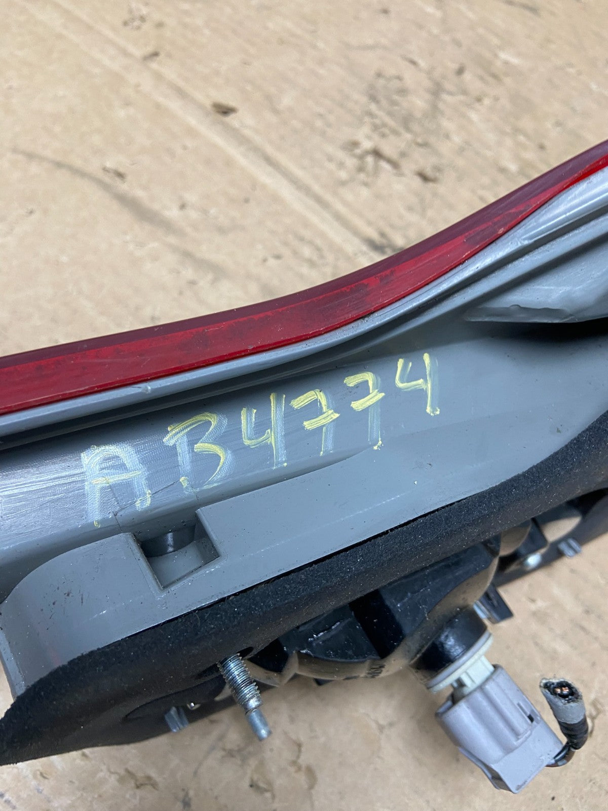 2007 2008 2009 Acura Mdx Right Passenger Rh Side Inner Tail Light Oem AB4774 LK7