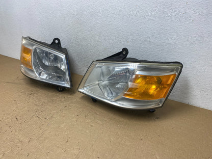 2008 to 2010 Dodge Caravan Left+Right Set Side Halogen Headlights AG1174 DW1