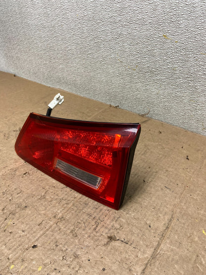 2006 - 2008 Lexus Is250 Is350 Right Passenger RH Inner Tail Light Oem AA35471