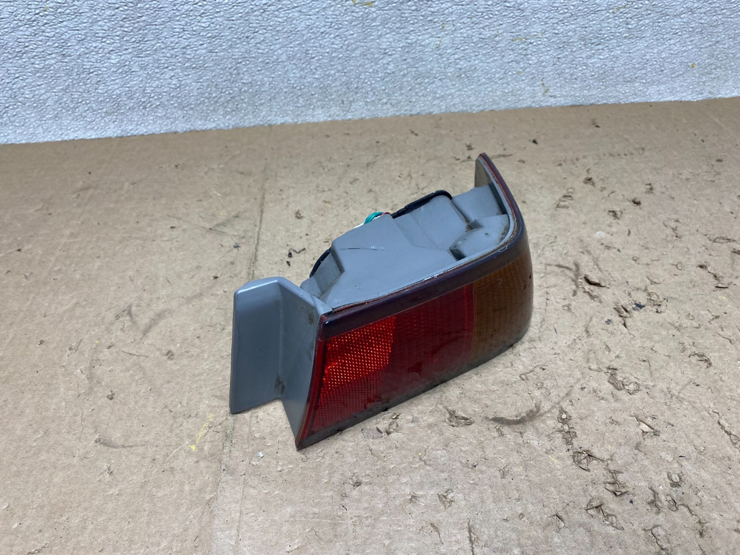 1997 1998 1999 Toyota Camry Tail Light Right Passenger Rh Side Oem X2593 DW2