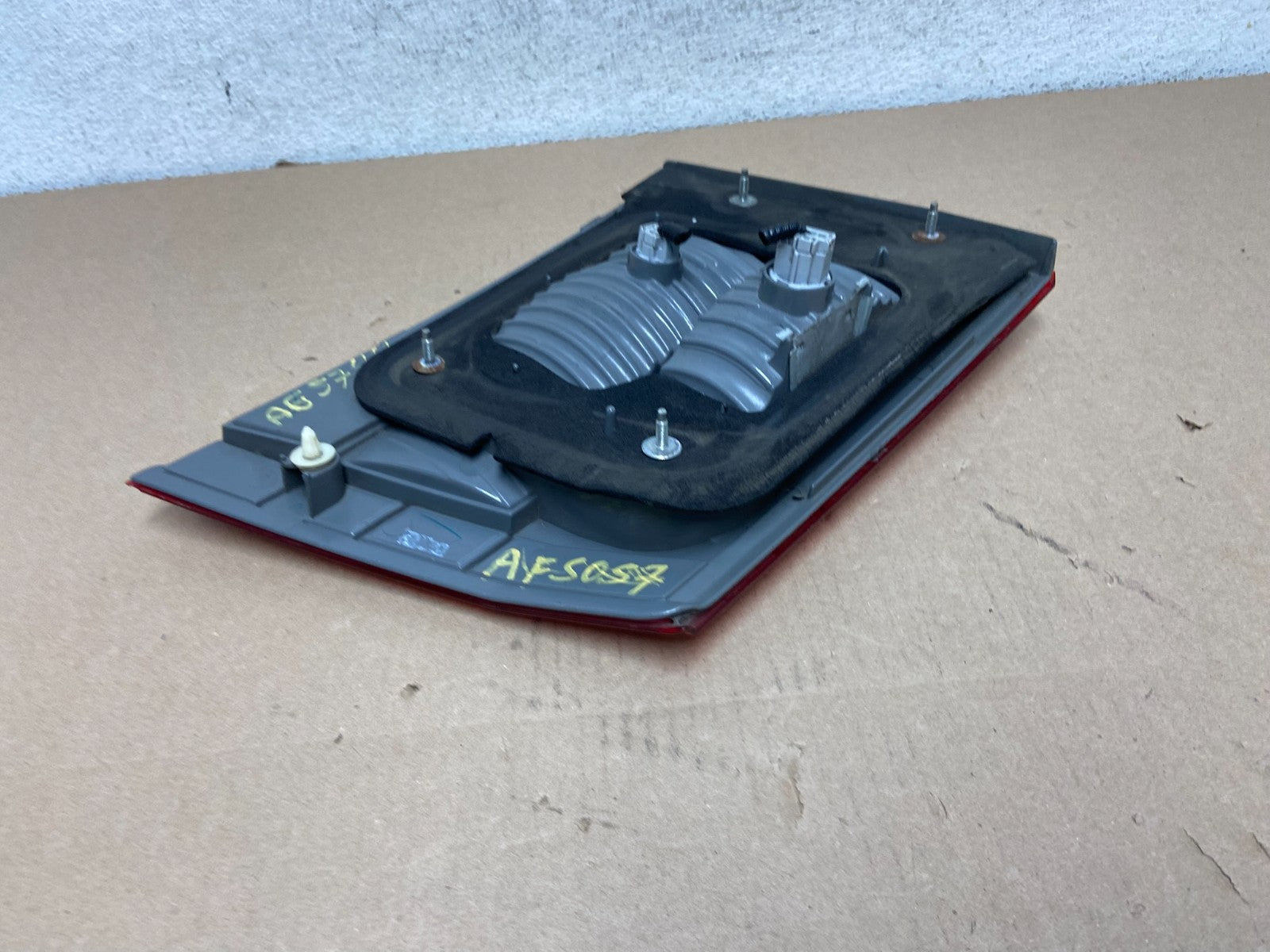 2005 2006 2007 Honda Odyssey Inner Right Passenger RH Tail Light AG5744 DW4