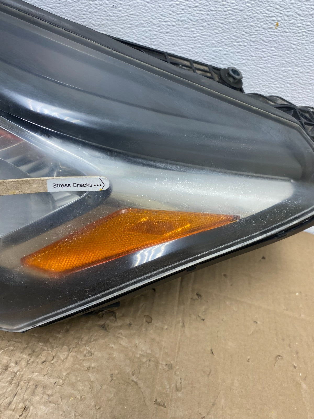 2013-2017 Chevrolet Traverse Left Driver LH Side Headlight Halogen OEM AC4124 DW4