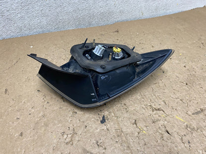 2004 2005 2006 Mazda 3 Hatchback Right Passenger Side Tail Light OEM V0698 DW6