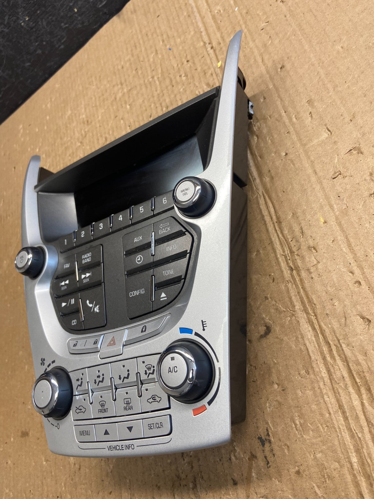 2012-2015 Chevrolet Equinox Radio Face Climate Control Panel Bezel AE4108 DG2
