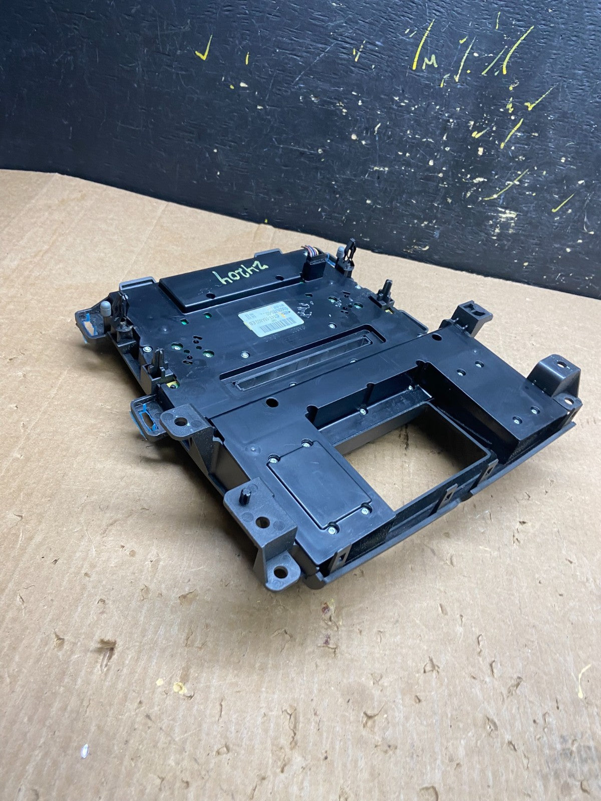2012-2013 Ford Edge Heater Climate Control Radio CD Control Dash Bezel z4204 DG5