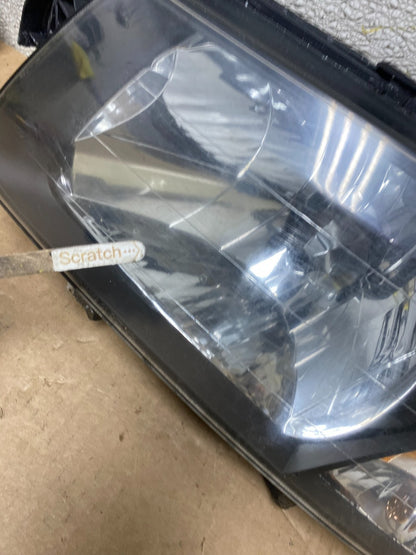 2003 2004 Subaru Forester Left+Right Headlights Halogen W8478 DW5