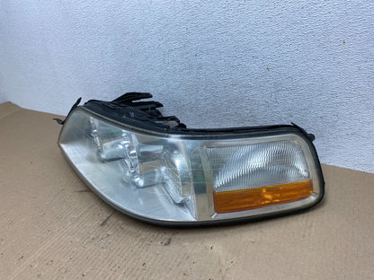2005 to 2011 Lincoln Town Car Left Driver LH Side Headlight AE7025 DW1