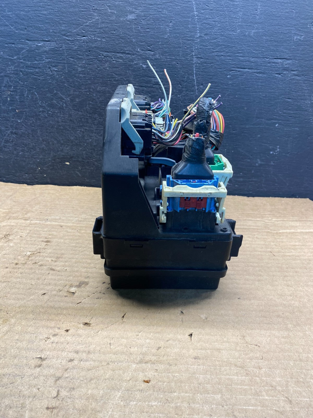 2008 2009 Liberty Nitro TIPM Power Integrated Fuse Box Module AD9848 DW2