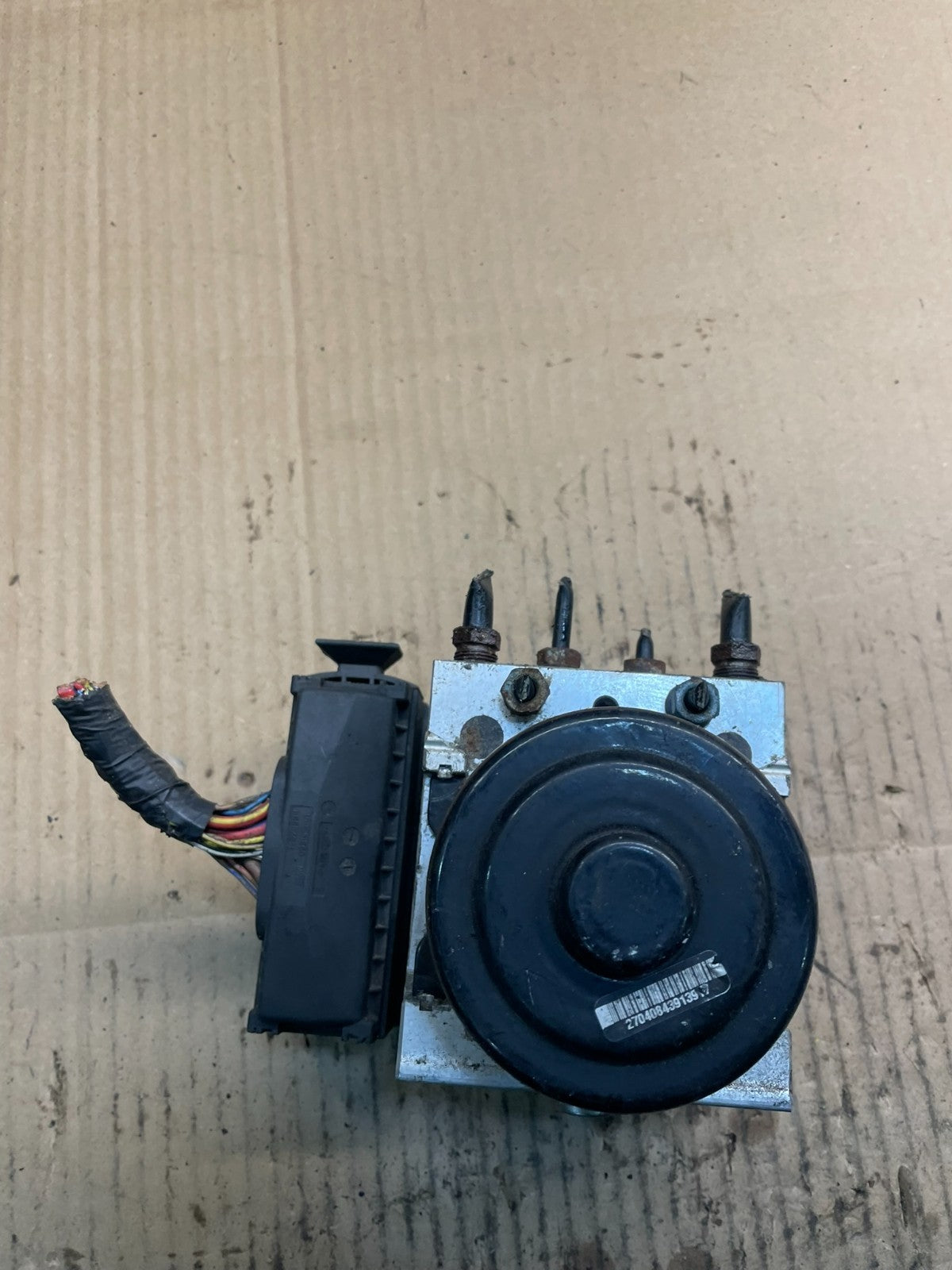 2011 to 2013  BMW X3 ABS Anti-Lock Brake Pump 3451 6851086-01 OEM X8602 DG5