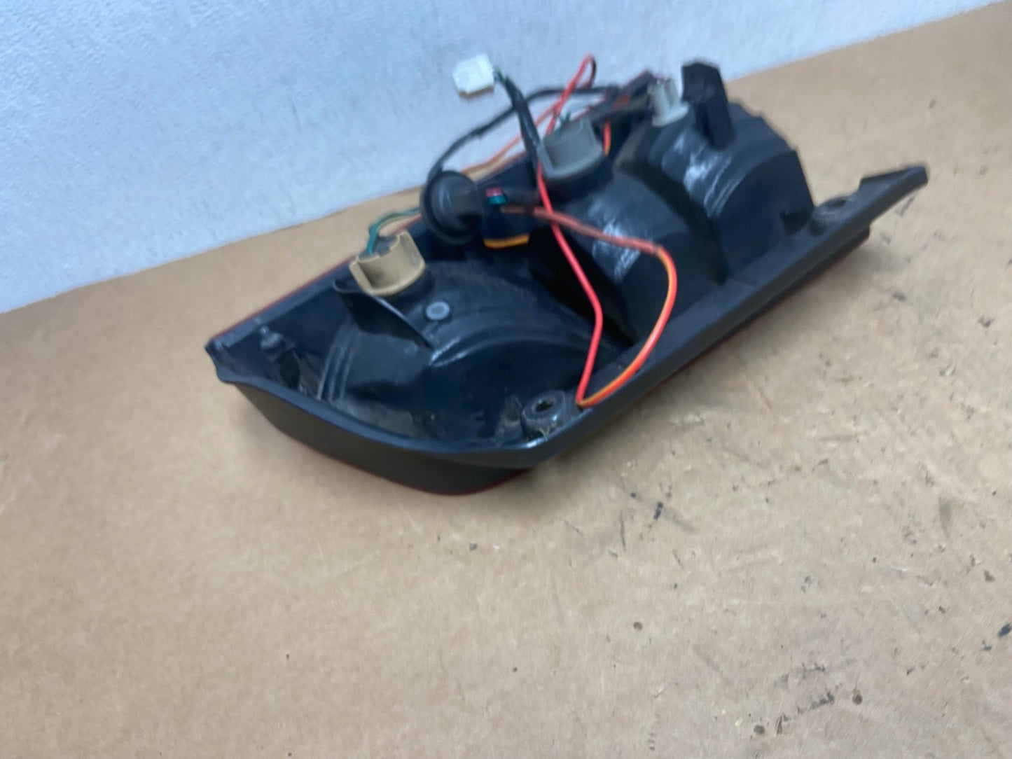 2005 to 2012 Nissan Pathfinder Tail light Left Driver Lh Side AD4971 LK4