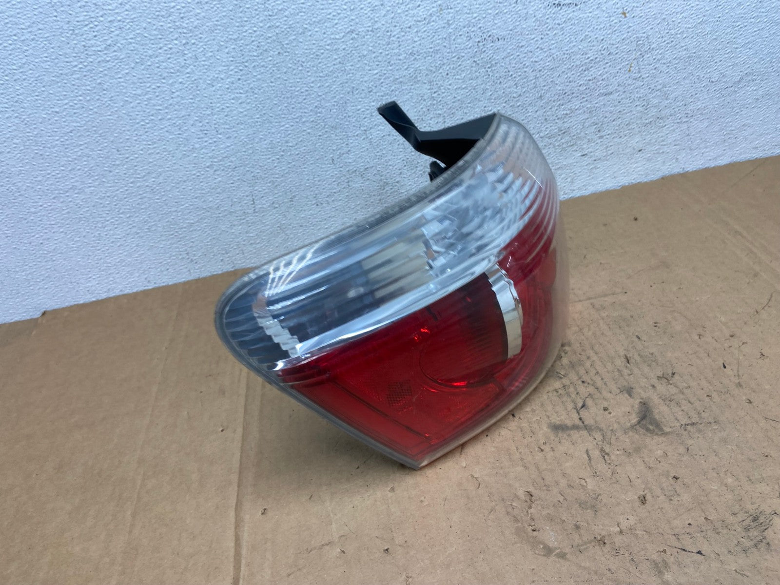 2007 to 2012 GMC Acadia Tail Light Left Side Driver Lh AD2845 LK2