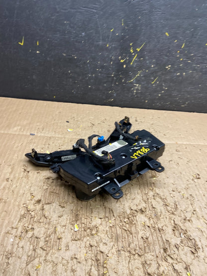 2012 - 2014 Chevrolet Cruze Climate Control A/C Panel OEM V7886 DG5