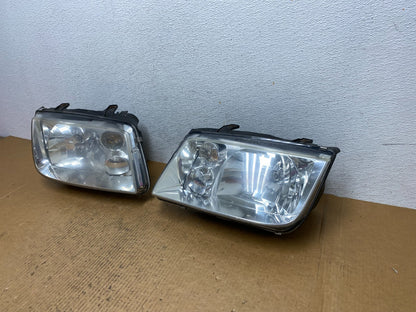 2002 to 2004 Volkswagen Jetta Left+Right Headlights AE0605 DW1