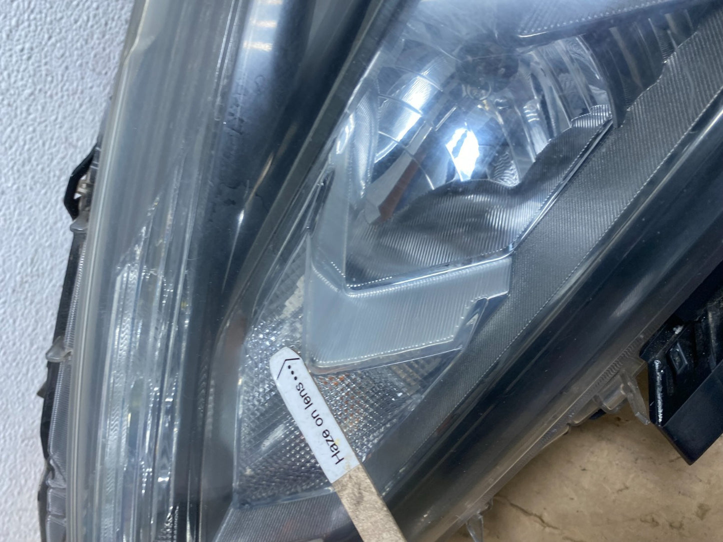 2016 - 2018 Nissan Altima Left Driver LH Halogen Headlight AD1352 DW4