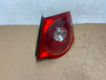2005 2006 2007 Volkswagen Jetta Right Passenger Rh Side Tail Light AD8147 LK2