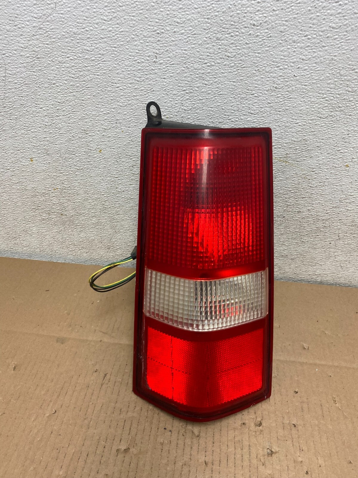 2003 to 2017 Chevrolet Express 1500 Left Driver Side Tail Light L5840 DW0