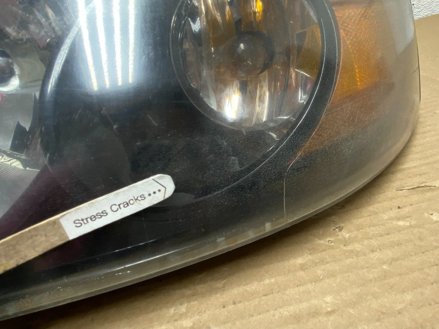 2004 - 2006 Nissan Sentra Halogen Left Driver LH Headlight AG8959 DW4