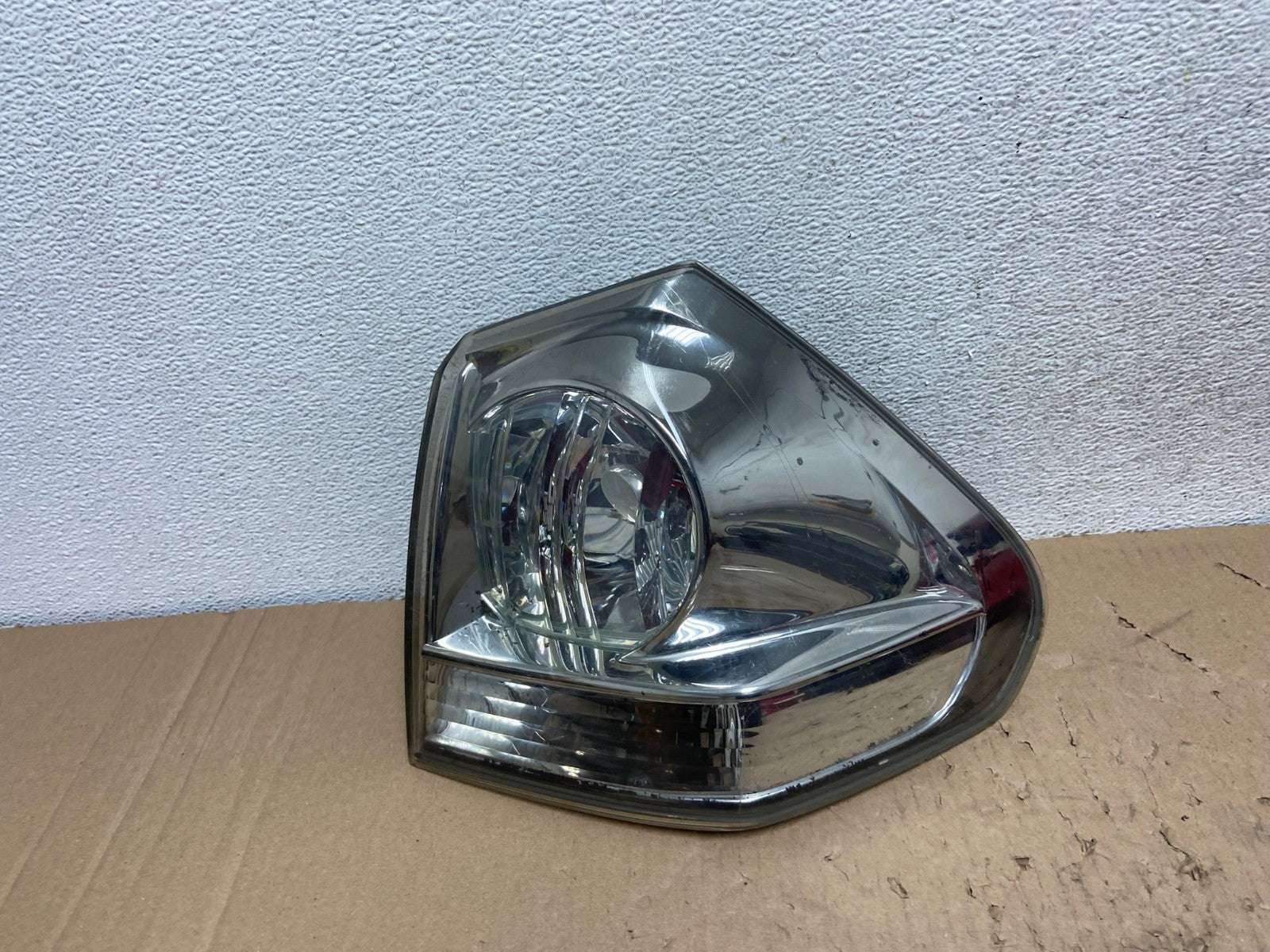 2004 to 2009 Lexus Rx350 RX330 Right Passenger Tail Light AF4310 LK0