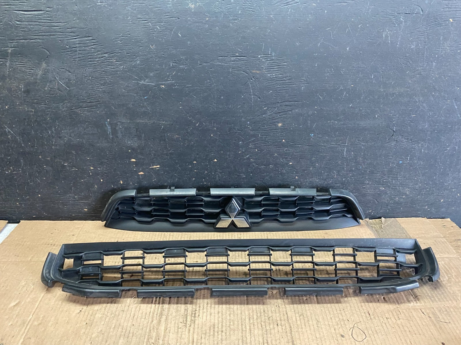 2013-2015 Mitsubishi Outlander Front Upper Lower Set Grille Q0682 DG0