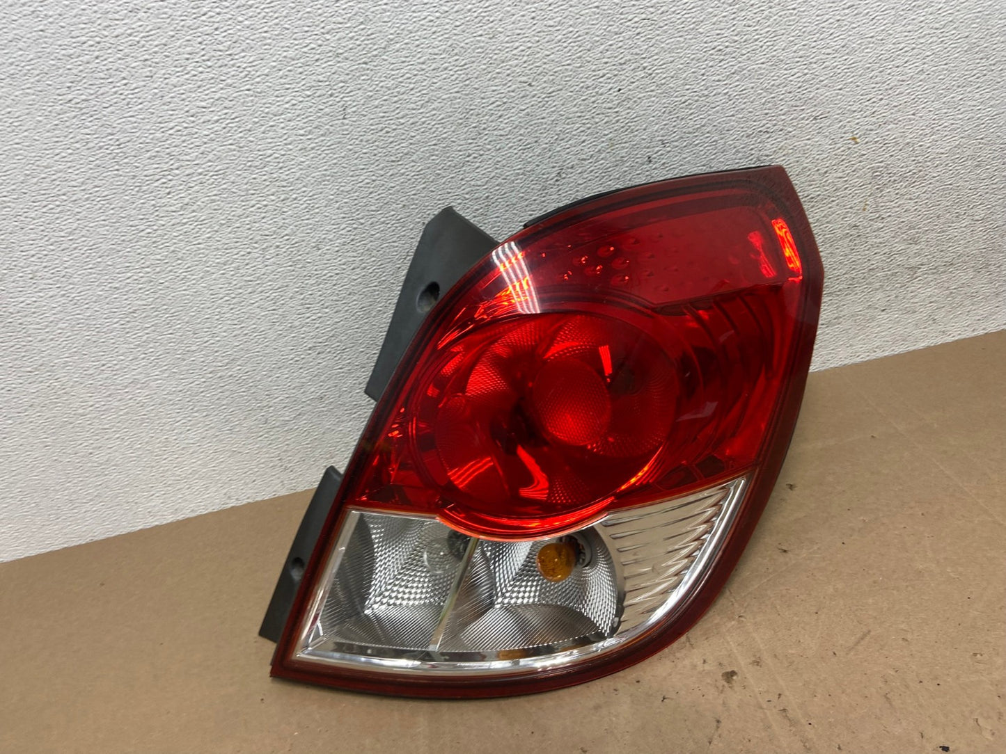 2008 2009 2010 Saturn Vue Right Passenger Rh Tail Light Side AE5068 LK0
