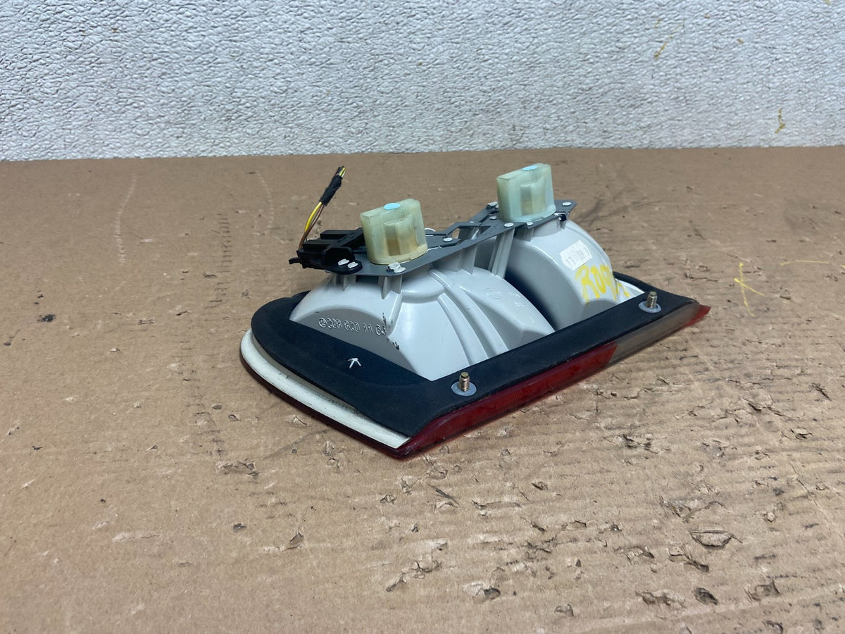 1998-2003 Mercedes Benz CLK Inner Left Driver LH Side Tail Light Lamp R0955 DW3