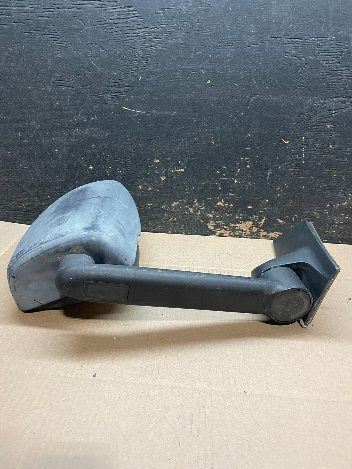 2005 Chevrolet Express Savana Right Passenger RH Side View Mirror W4966 MS2