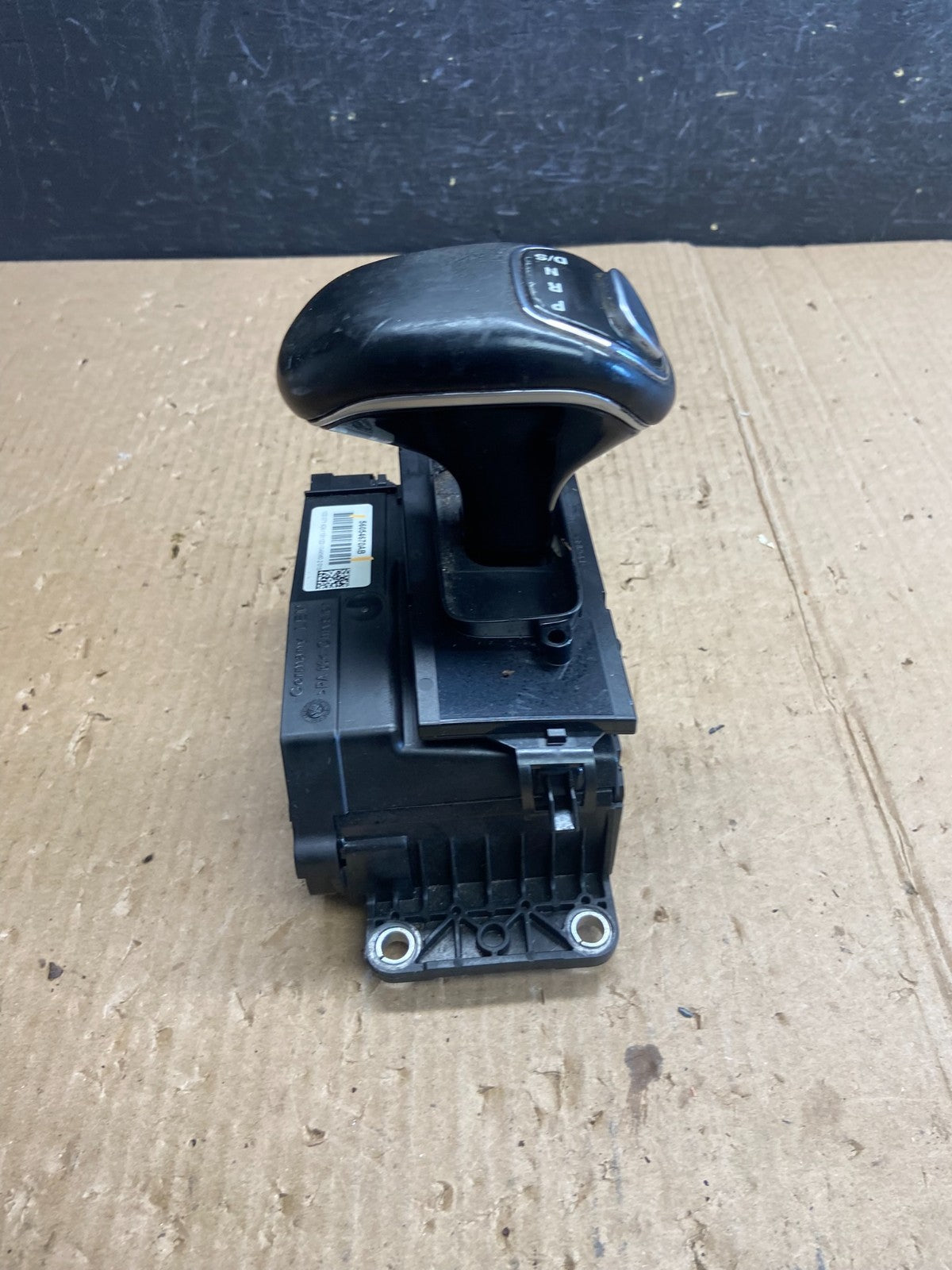 2011 to 2014 Dodge Charger Front Center Shifter Knob AE3992 DG3