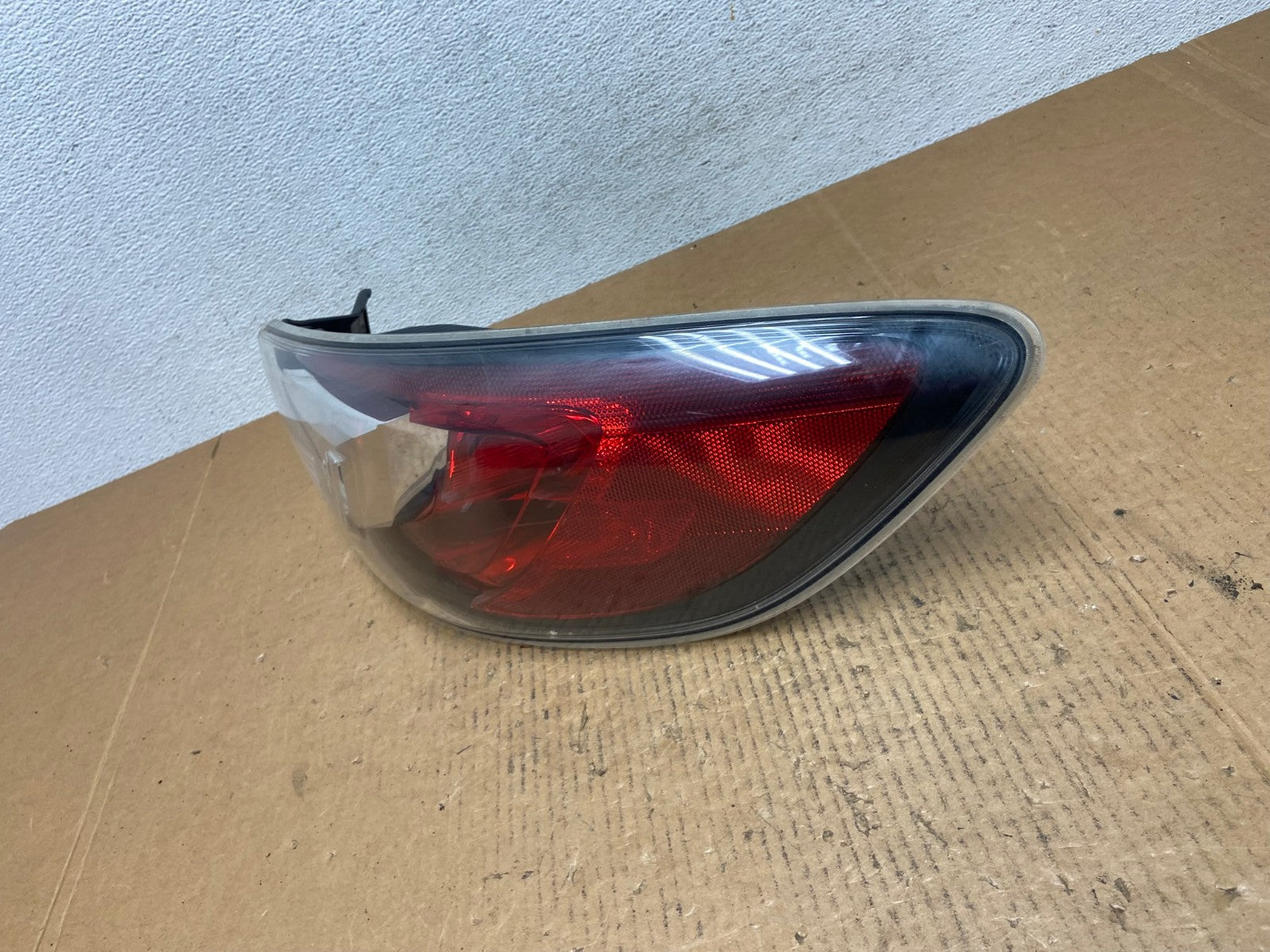 2010 2011 2012 2013 Mazda 3 Right Passenger Rh Side Tail Light AE0297 LK1