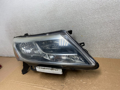 2013 to 2016 Nissan Pathfinder Right Passenger RH Side Headlight OEM AB4612 DW1