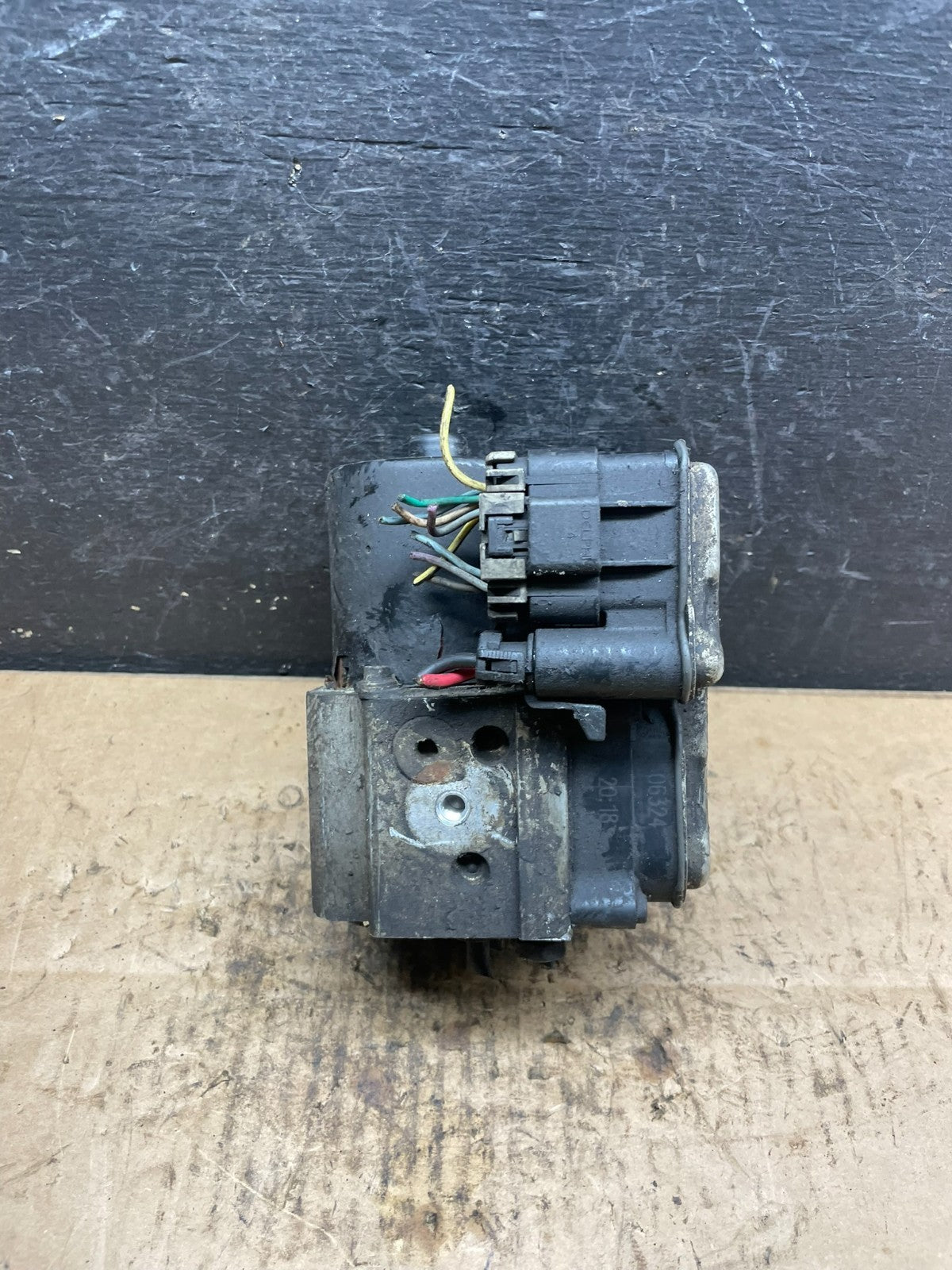 2005 - 2007 Chevy Express GMC Savana 1500 2500 ABS Anti Lock Brake Pump R4398 DG3
