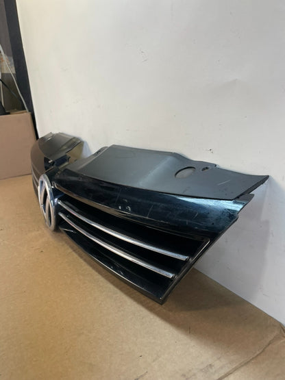 2011 to 2014 Volkswagen Jetta Sedan Front Upper Grille Grill ah6398 DG1