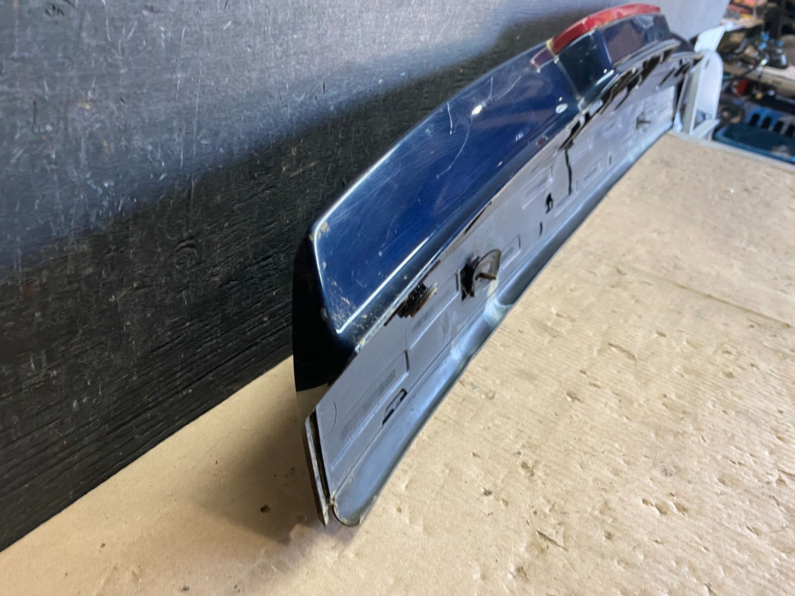 2007-2014 Chevrolet Tahoe Suburban Yukon Spoiler Wing 3rd Brake Light n5725 DG12