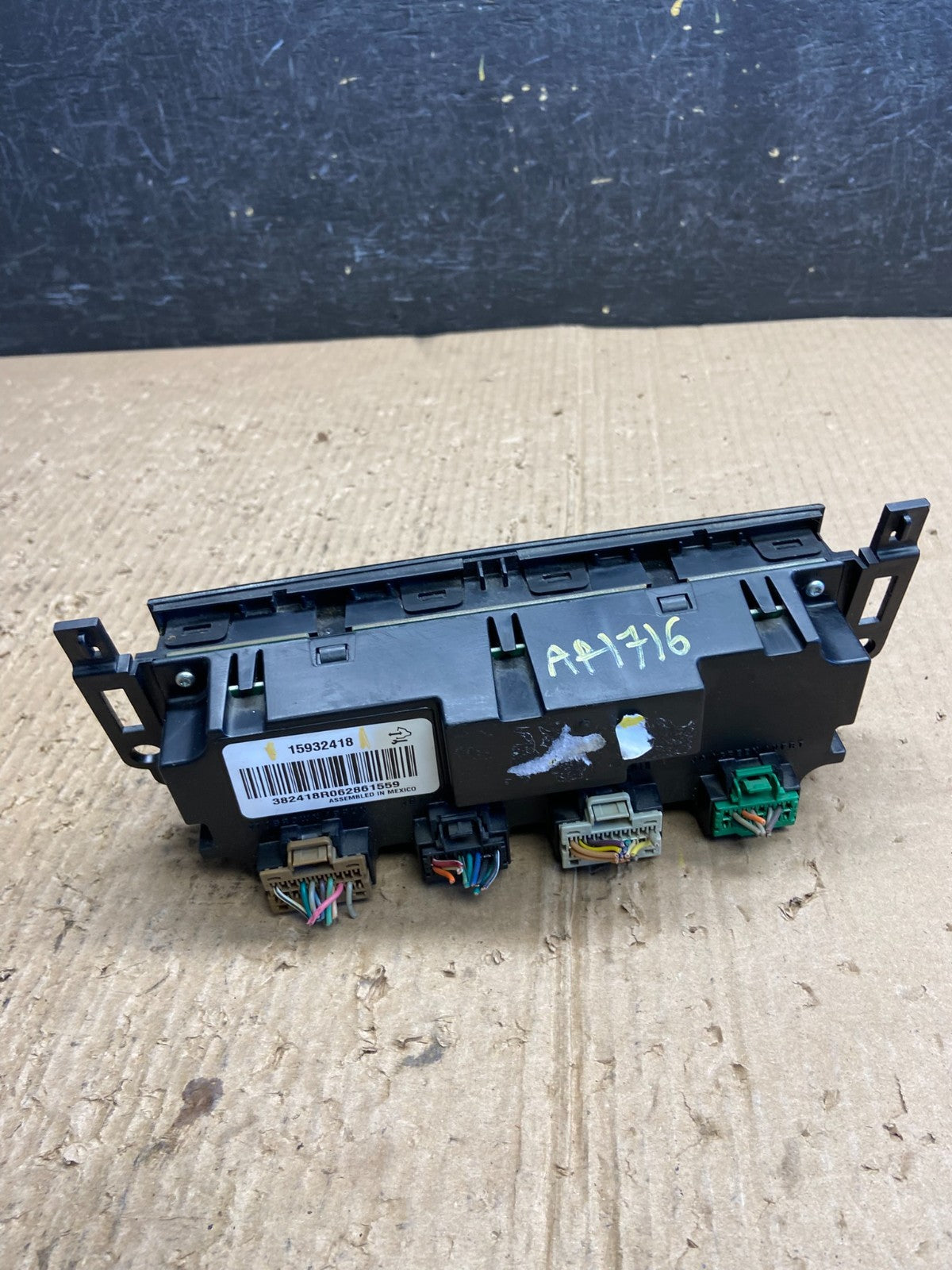 2007-2011 GMC Yukon Tahoe Automatic Climate Temperature Temp Control AF1716 DG5