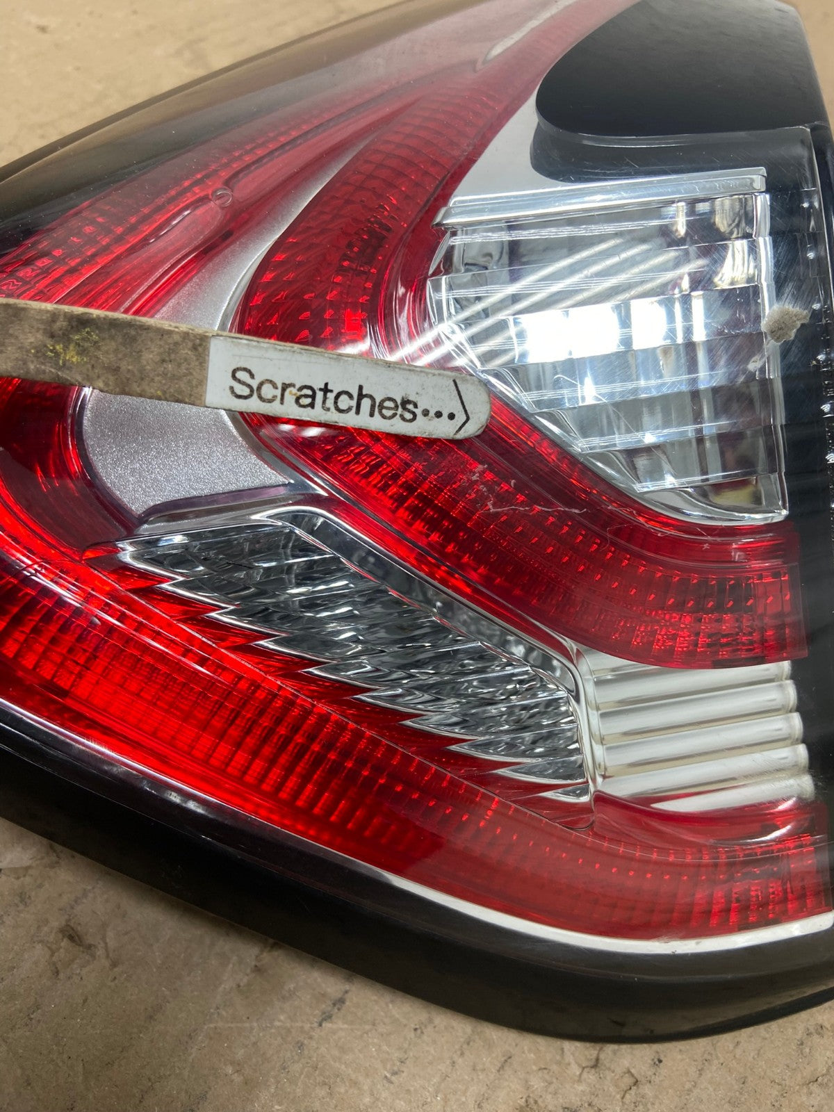 2015 to 2018 Nissan Murano Right Passenger Side Tail Light Inner AE8874 LK3