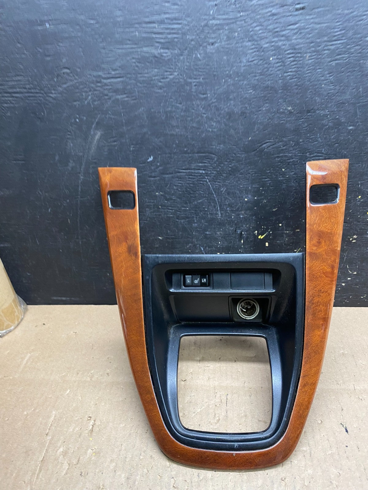 1999 to 2003 Lexus RX300 dash Console Center Shifter Floor Bezel T4943 DG0