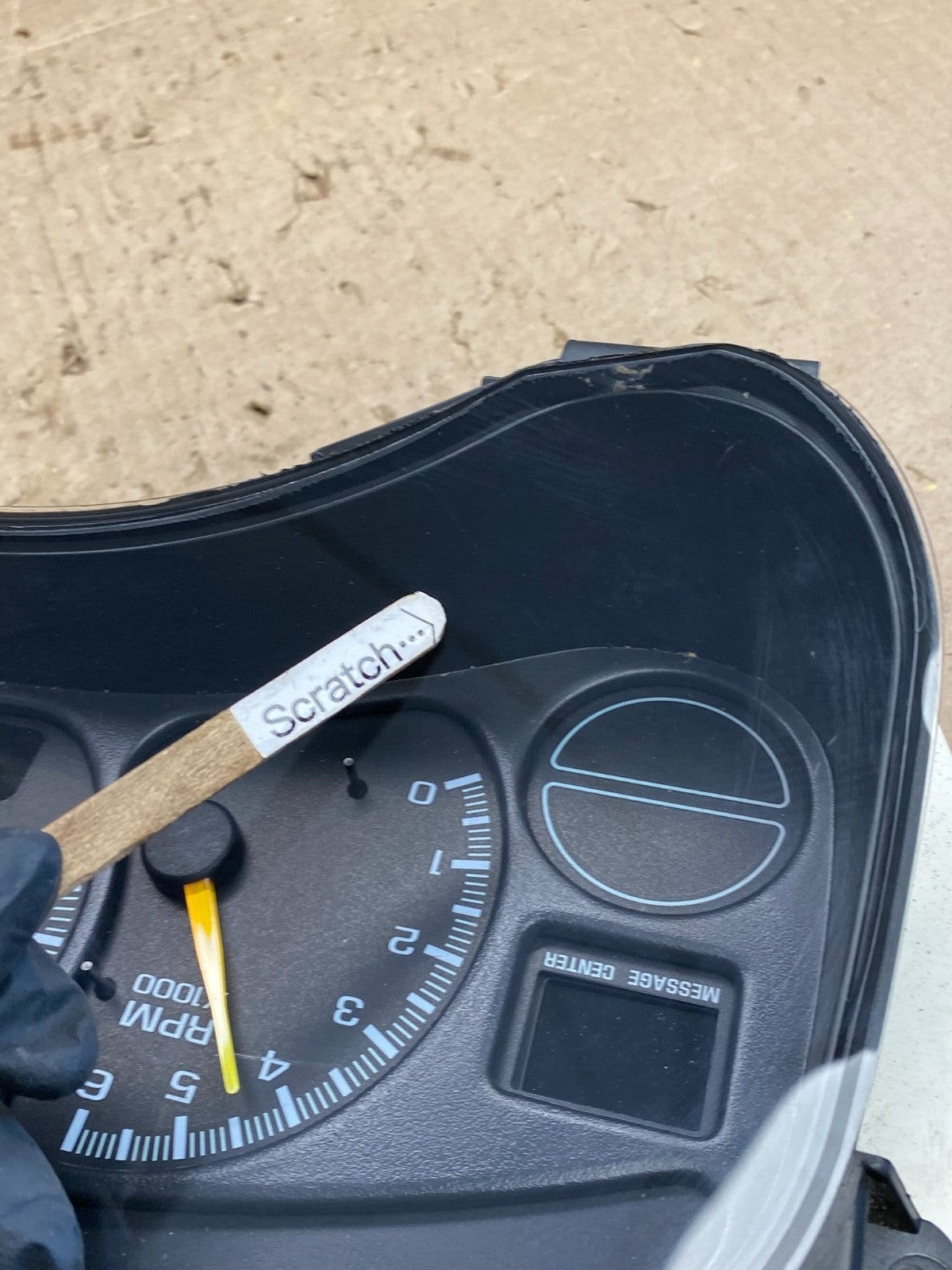 1999 to 2002 Chevrolet Silverado Sierra Cluster Gauge Speedometer AC9042 DW3