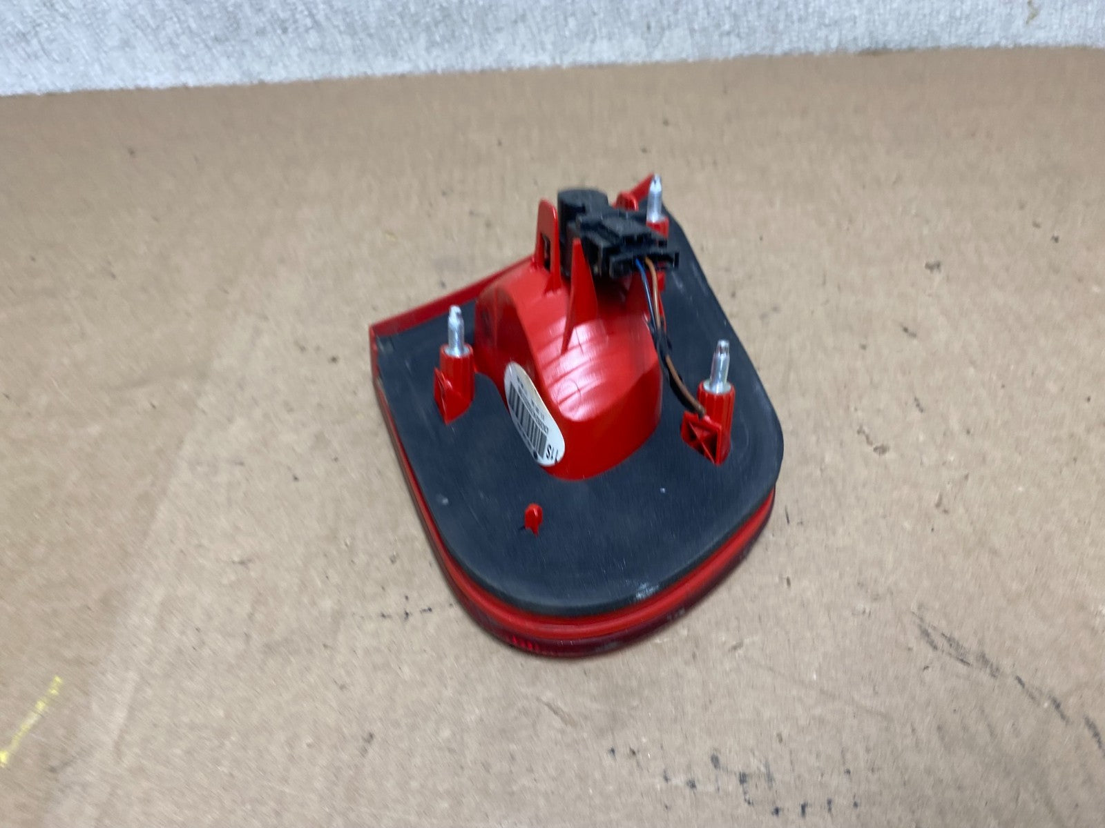 2007 2008 2009 2011 Volkswagen Eos Right Passenger Rh Tail Light inner W85744