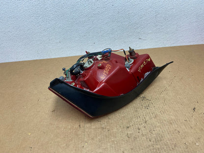 2004 2005 2006 Hyundai Elantra Sedan Left Driver LH Tail Light OEM AC3347 LK3