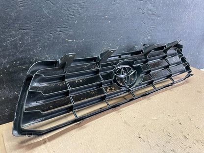 2008 to 2010 Toyota Highlander Front Upper Grille Grill With Emblem OE ab3180 DG6