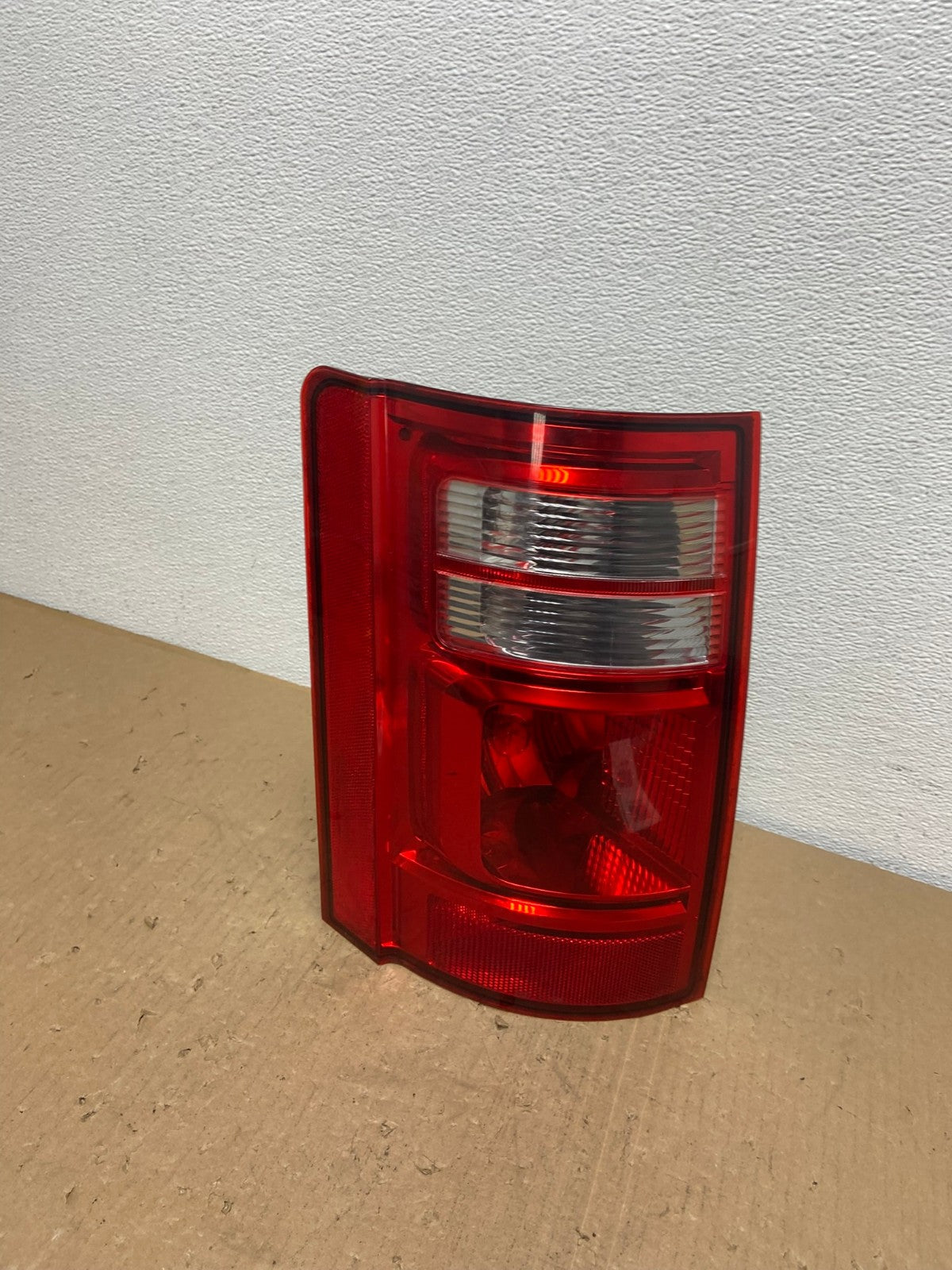 2008 to 2010 Dodge Grand Caravan Left Driver LH Side Tail Light OEM AB6708 LK0